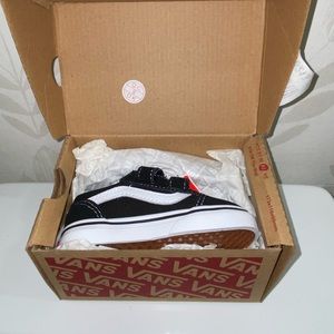 Old Skool V Vans NWT